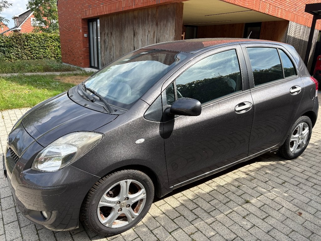 Toyota Yaris 1.4 D-4D | 123.000km | 2010 | zeer netjes, Autos, Argent ou Gris, Autre carrosserie, 5 portes, Particulier