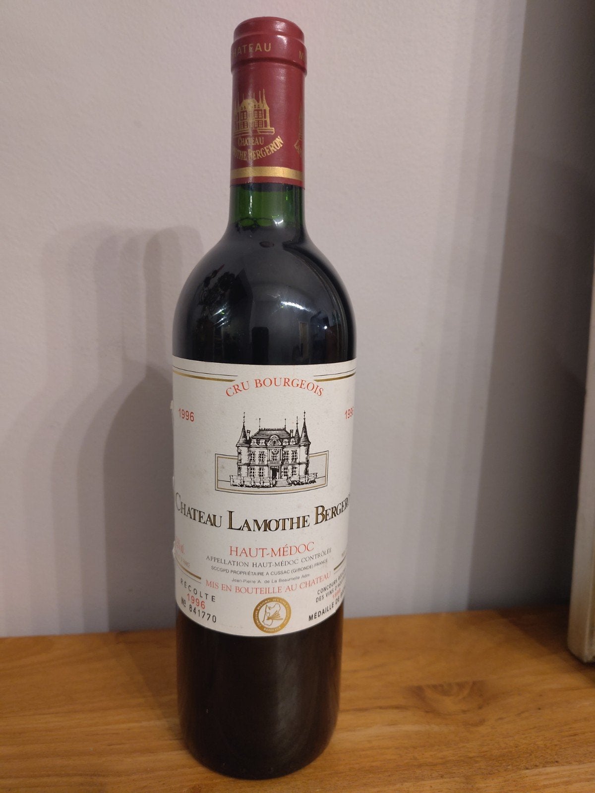 Chateau Lamothe Bergeron (Haut-médoc) 1996, Collections, Pleine, Comme neuf, Enlèvement, Vin rouge