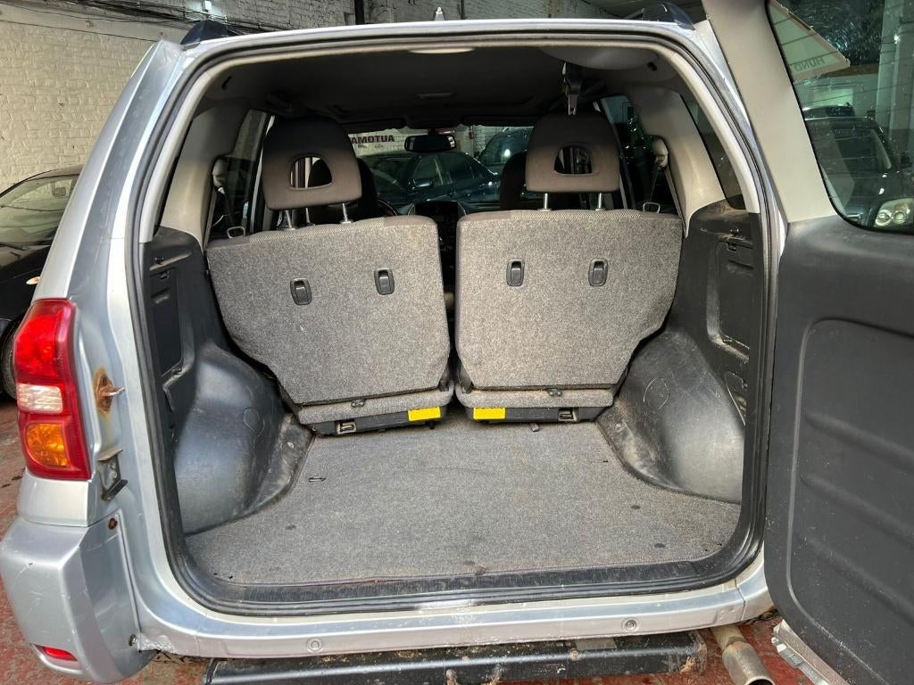 Toyota Rav4 Essence Automatique, Auto's, Toyota, Automaat, Stof, 4 cilinders, Sound system