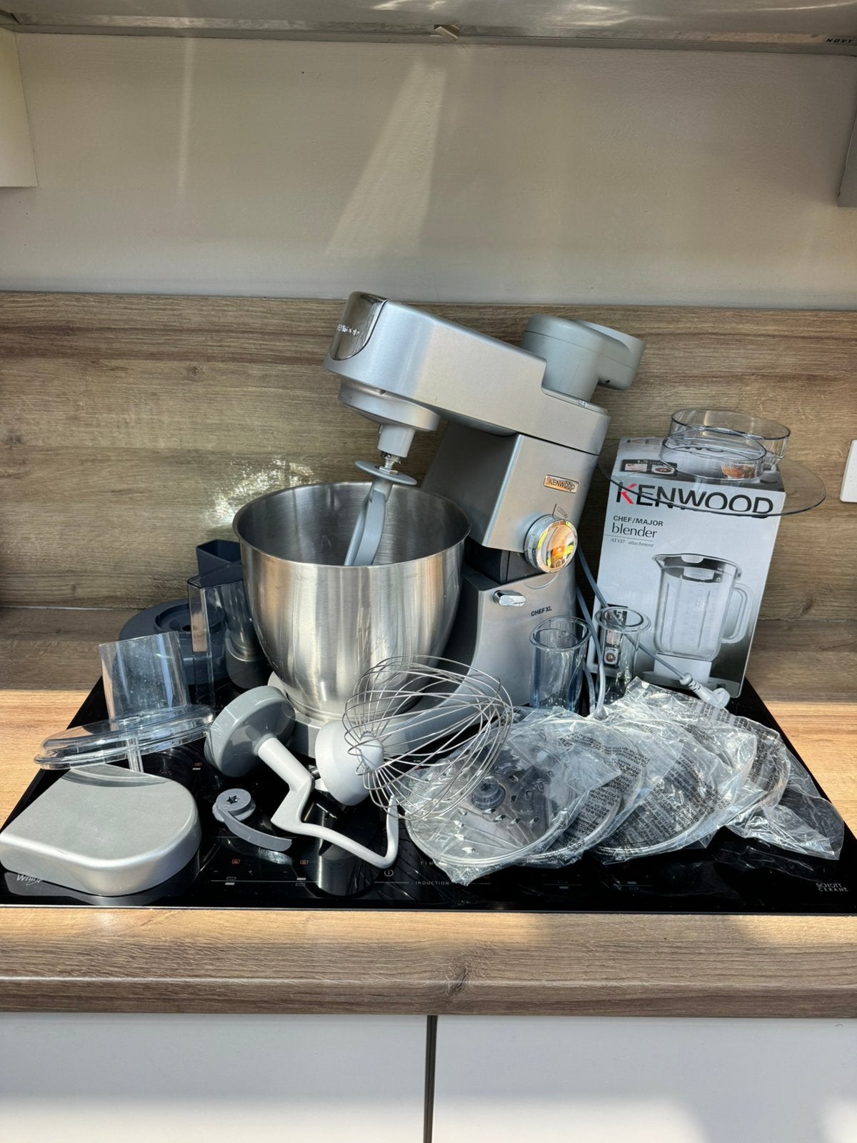 Kenwood Chef XL + blender + foodprocessor + vele accessoires, Elektronische apparatuur, Keukenmixers, Zo goed als nieuw, Ophalen