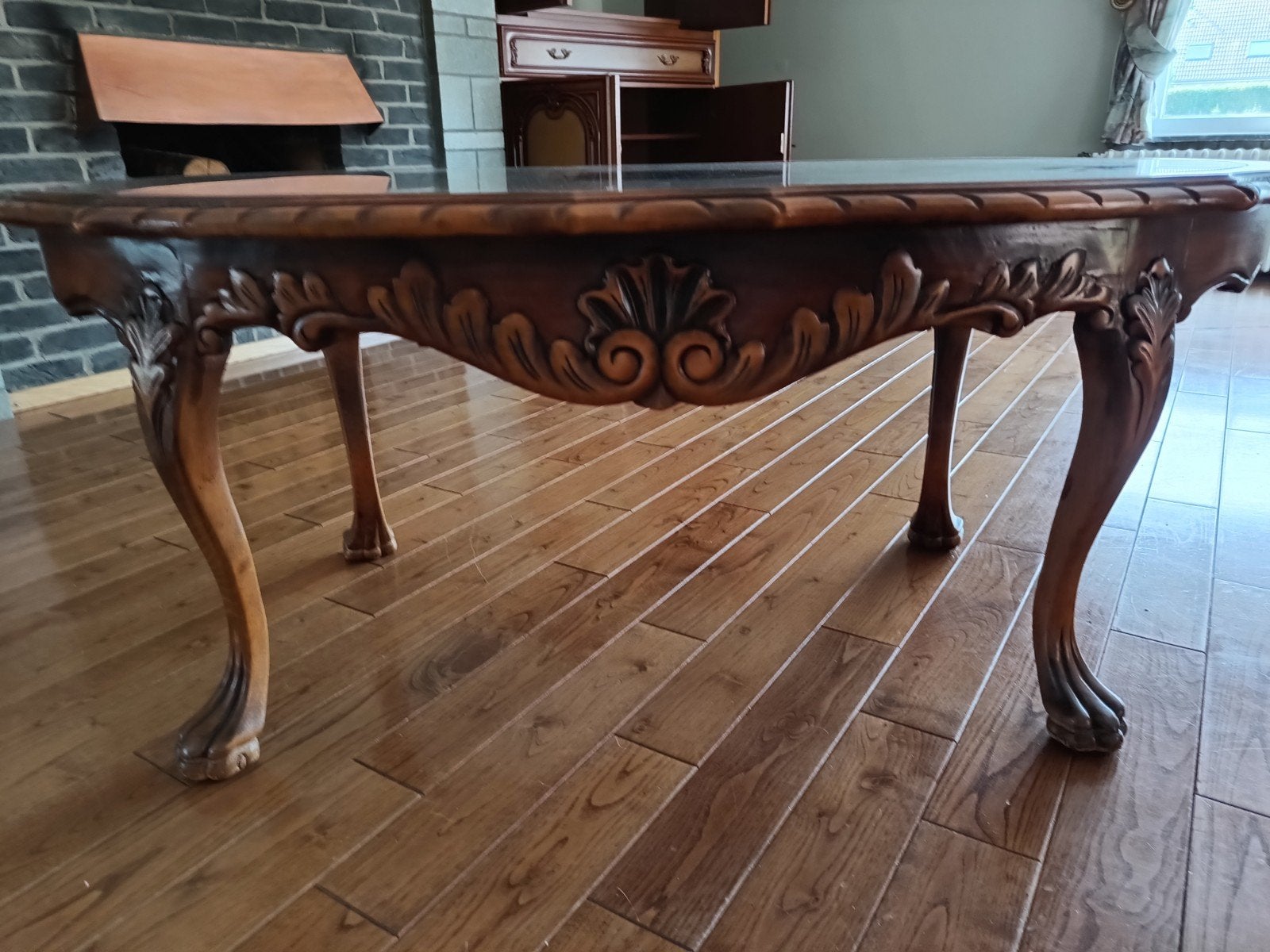 Salontafel, Ophalen