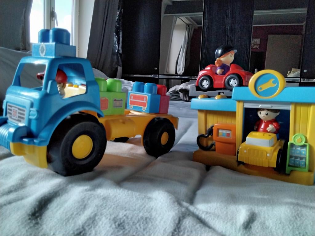 Camion met tankstation mega bloks, Ophalen of Verzenden, Gebruikt