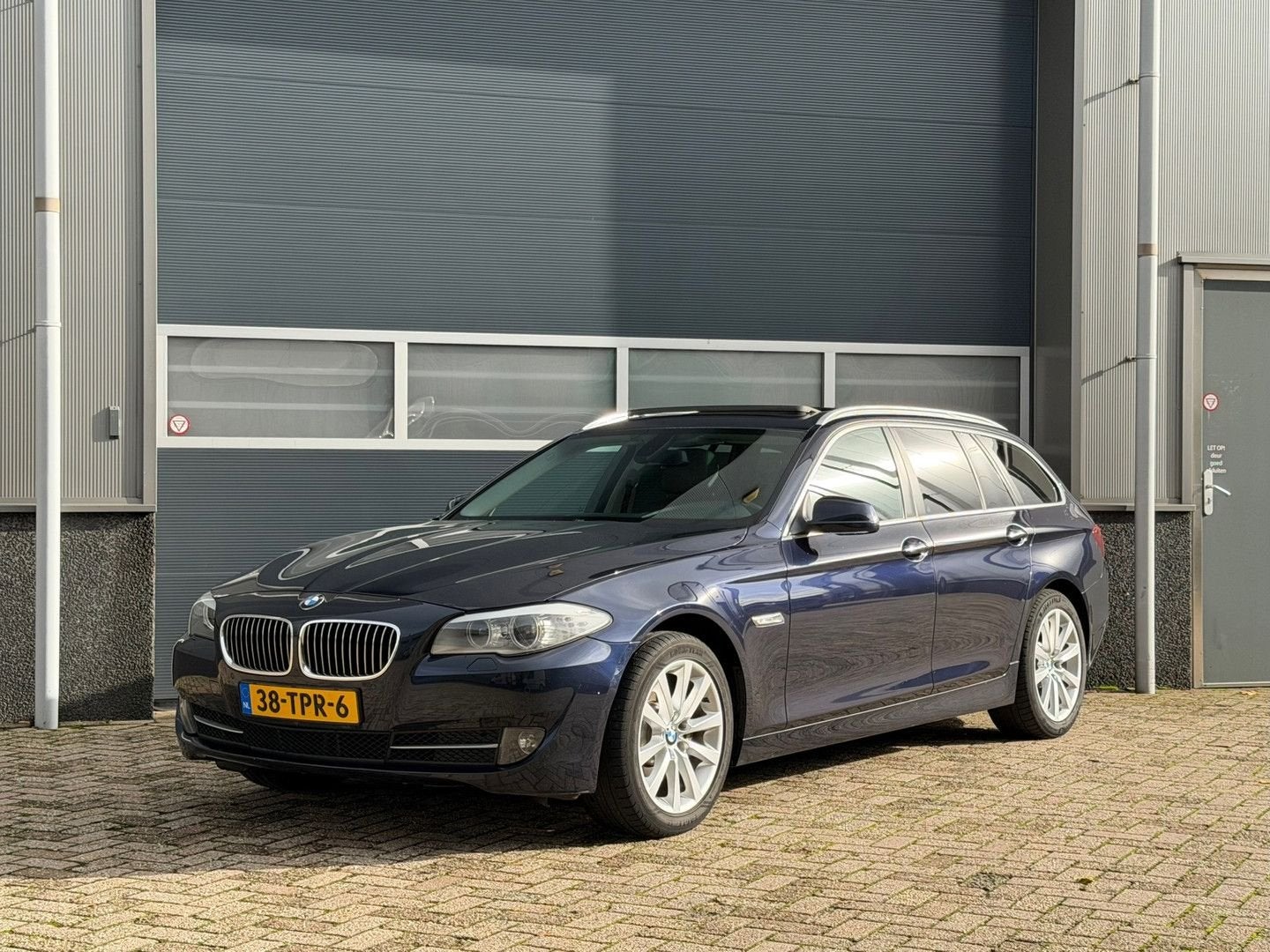 BMW 528 5-serie Touring 528i High Executive bj.2012 Autom|Pa, Carnet d'entretien, Noir, Break, Automatique