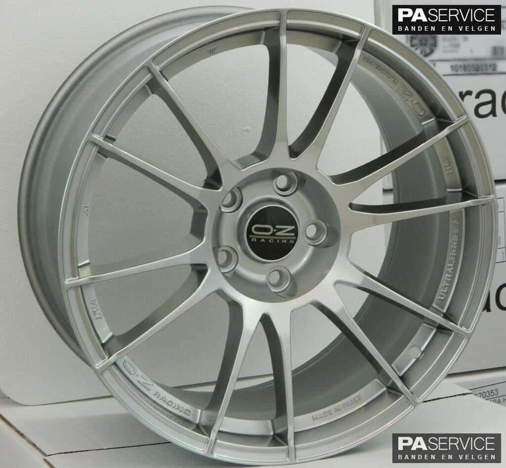 Nieuw 18 inch Zilver OZ Ultraleggera Mini F55 set incl Hanko, Autos : Pièces & Accessoires, Neuf, Pneus et Jantes, 215 mm, Pneus été