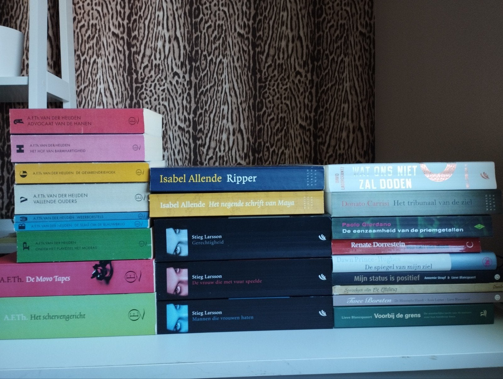 Lot leesboeken, Enlèvement