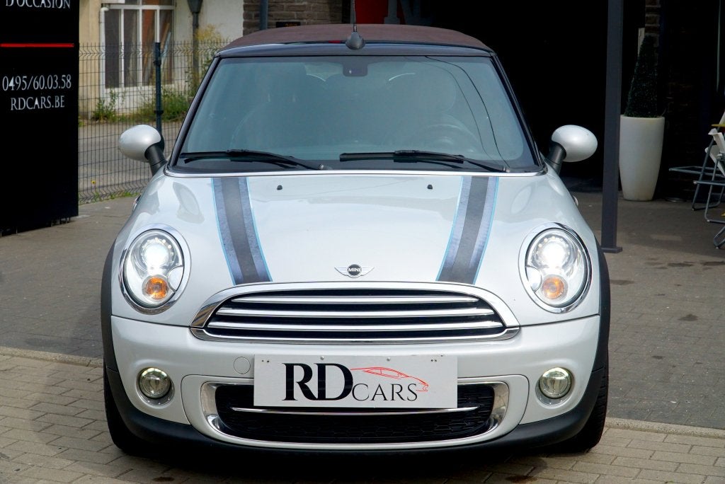 MINI COOPER D CABRIOLET 2015*LEER*XENONS*NAVI*1JAAR GARANTIE, Voorwielaandrijving, 82 kW, 4 cilinders, Cabriolet