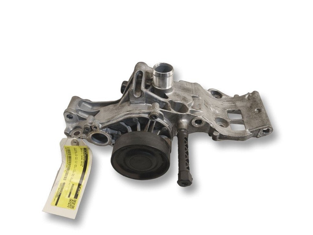 SUPPORT SUPERIEUR ALTERNATEUR BMW 2 serie Gran Tourer (F46), Autos : Pièces & Accessoires, Utilisé, BMW, Petuelring 130
80809  München, DE