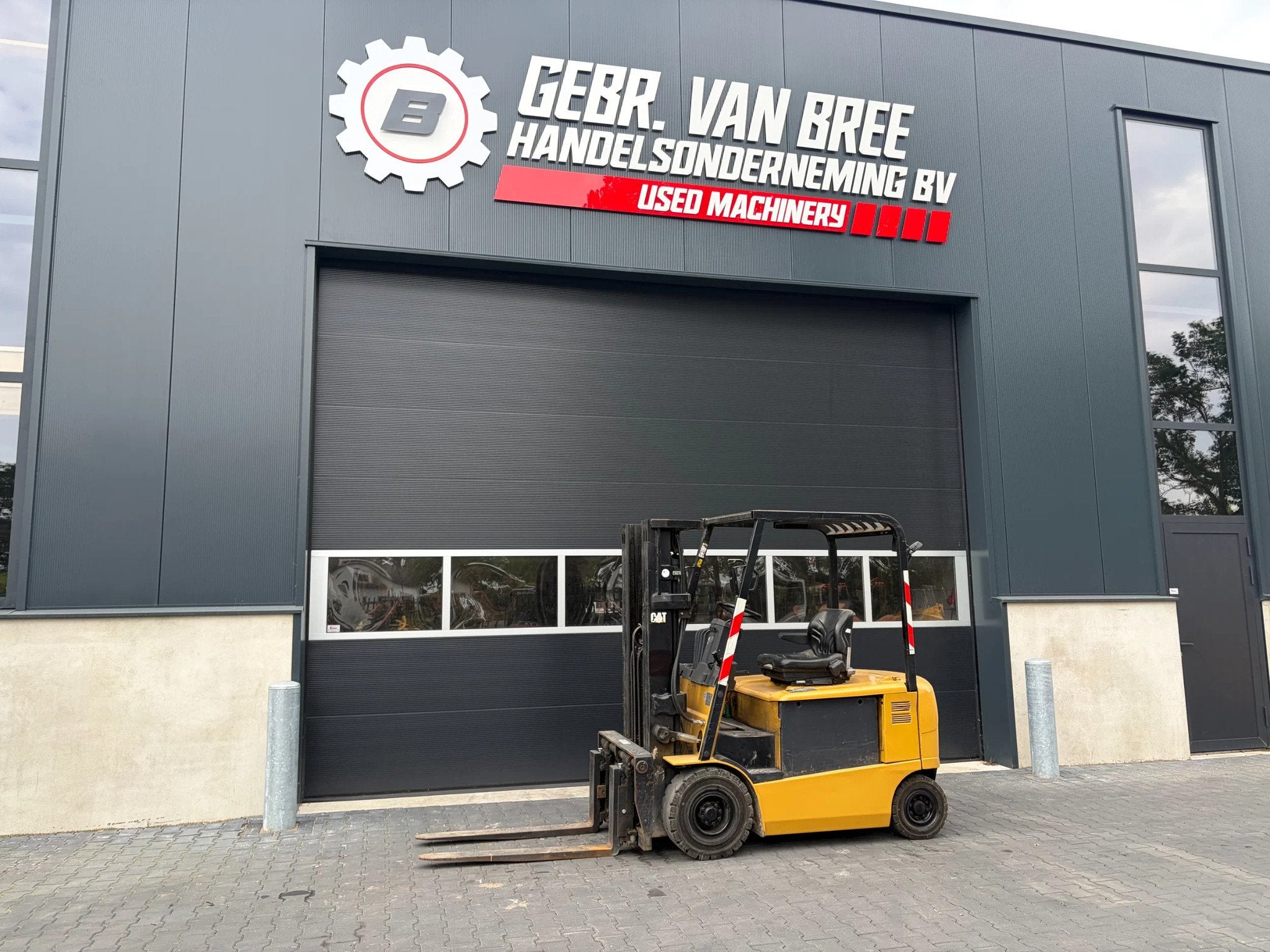 Caterpillar elektrische heftruck EP25K, Articles professionnels, Machines & Construction | Chariots élévateurs & Transport interne