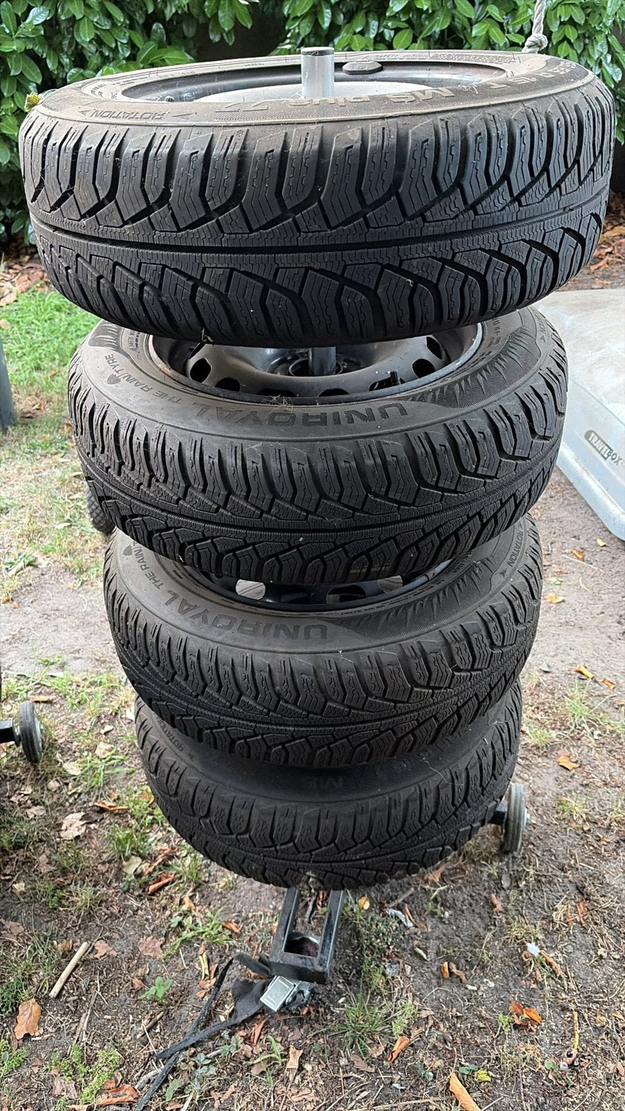Complete Winterset Uniroyal MS plus 77 (15" - 4x108), Ophalen, Zo goed als nieuw