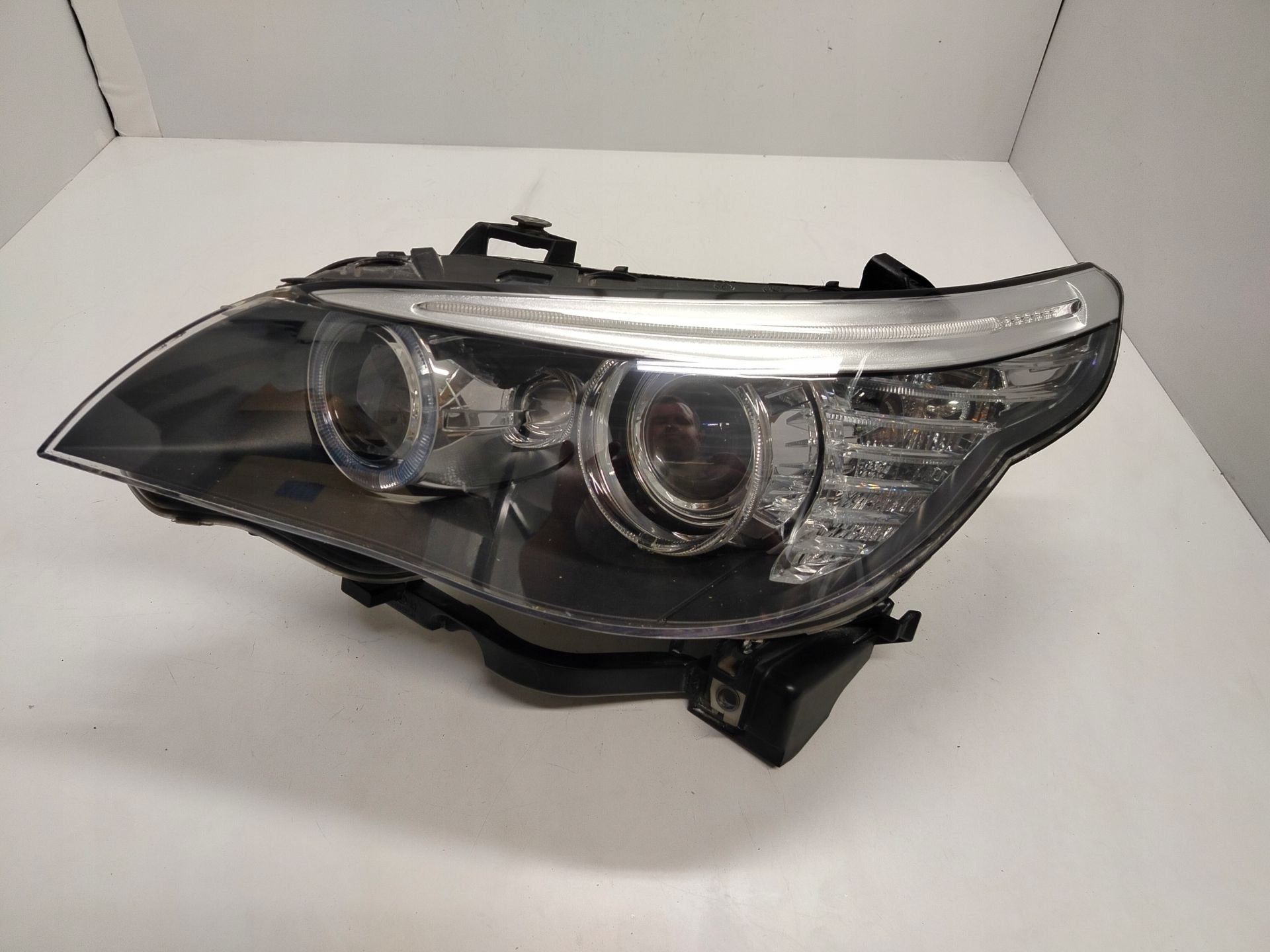 Phare gauche BMW E60 7177739, Petuelring 130
80788  Munich, DE, Info@bmw.de, Utilisé, BMW