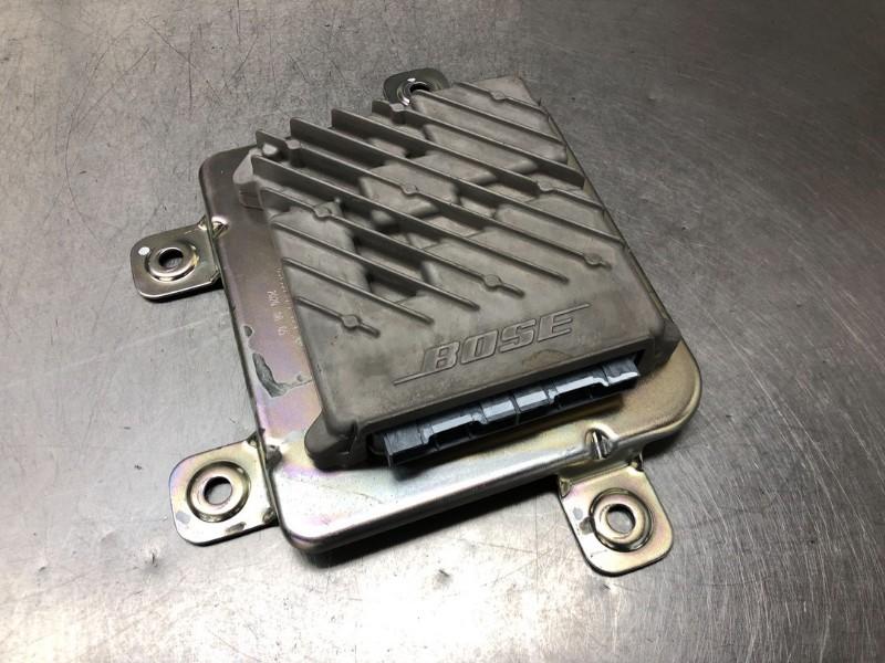 AMPLIFICATEUR AUDIO i20 (BC3) (|96370Q0100|6408Z|6408ZBC3|), Utilisé, Hyundai