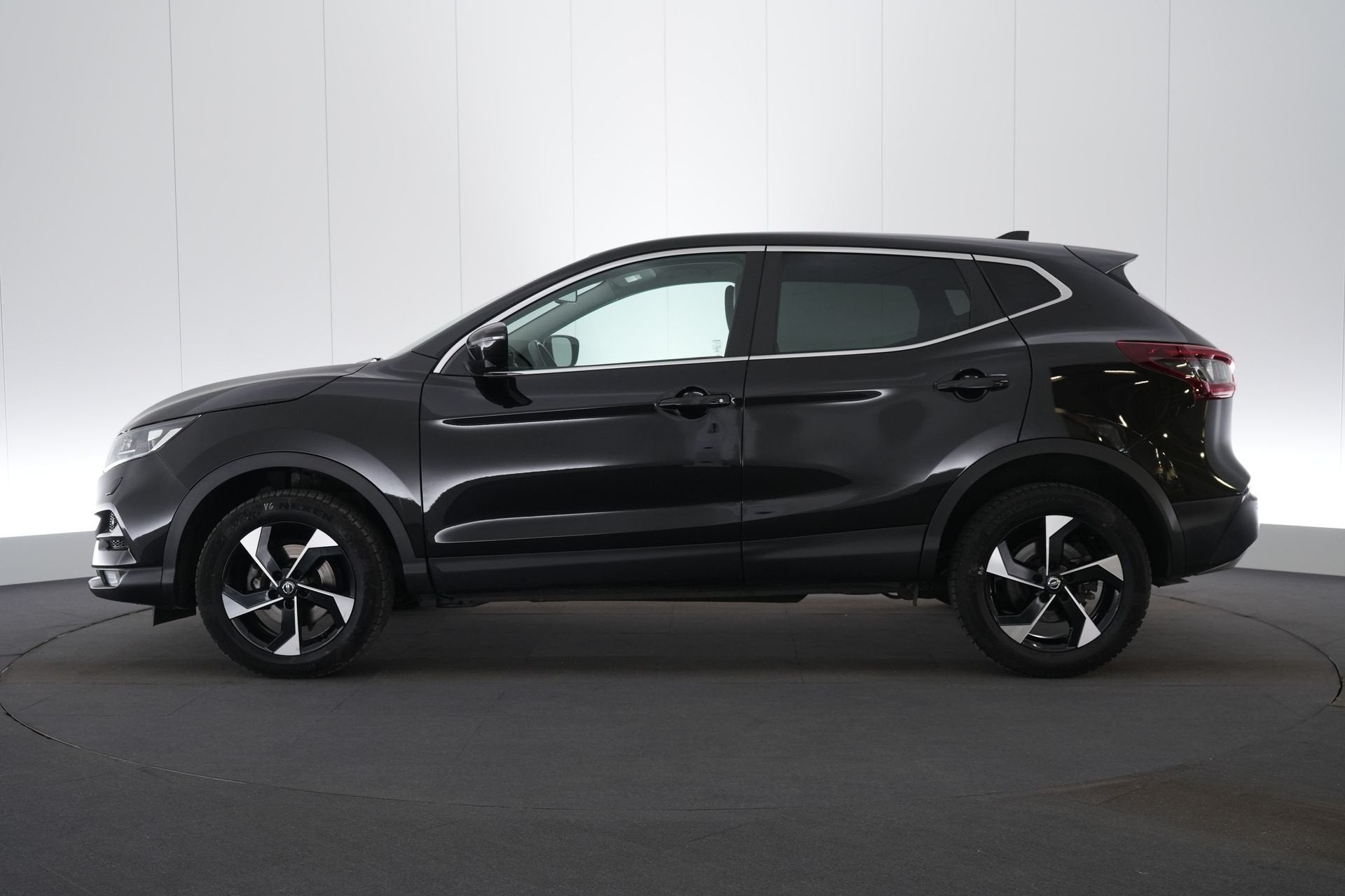 (2AJP701) NISSAN QASHQAI, 144 g/km, 1332 cm³, Achat, https://public.car-pass.be/vhr/25168cdb-45be-4c13-98e8-37f659b65450