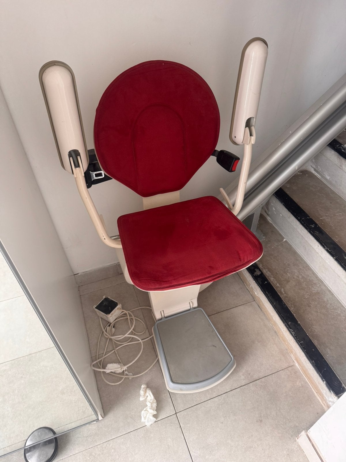 Otolift Jade 110 traplift – werkend – bouwjaar 2018, Divers, Enlèvement, Utilisé, Droit