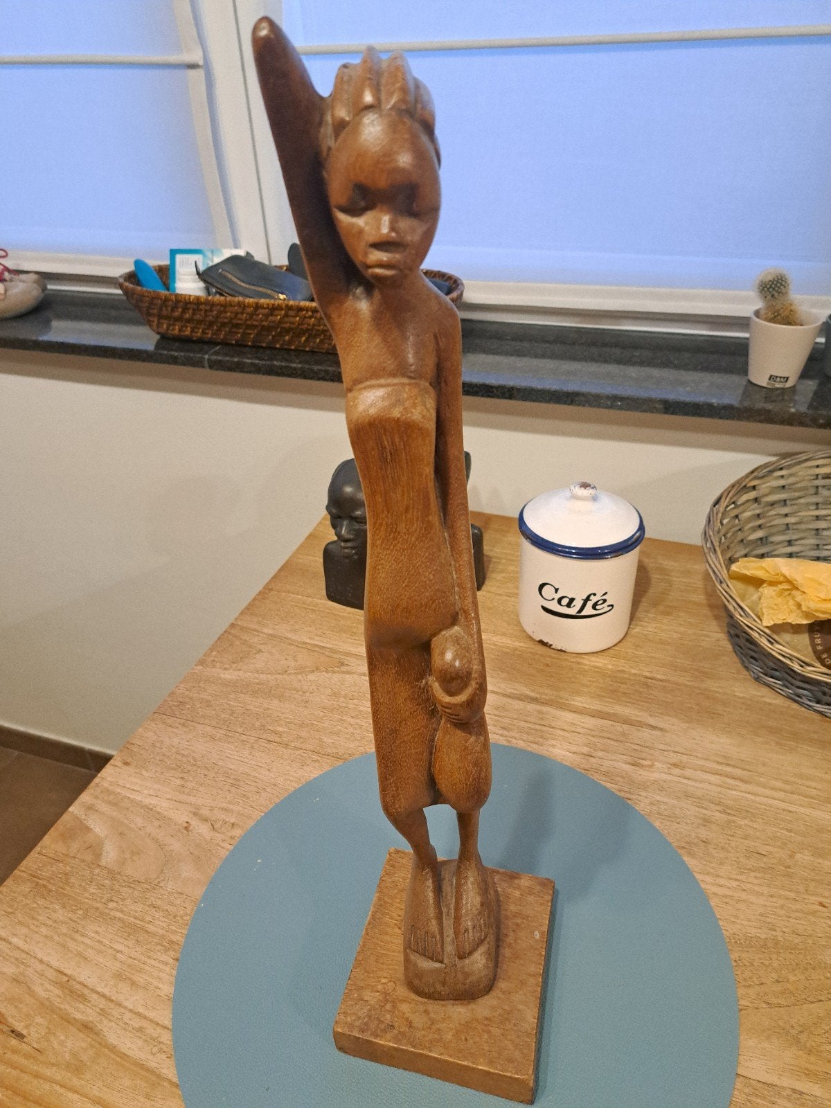 Afrikaans beeld, Enlèvement, Statue, Femme
