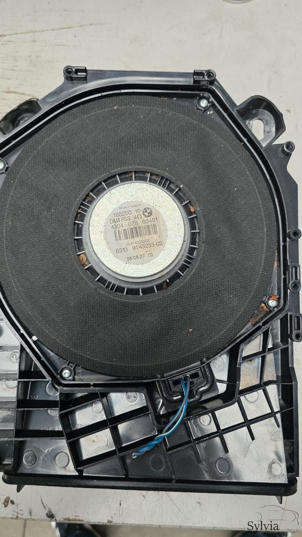 Central Bass speaker links BMW 1 / 3 serie E87 E88 E90 E91 E, Auto diversen, Autoradio's, Ophalen of Verzenden, -, -, -