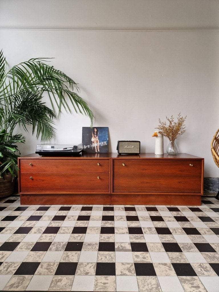 Vintage midcentury dressoir | tv-platenspeler meubel |kast, Teck, 25 à 50 cm, Moins de 100 cm, Vintage