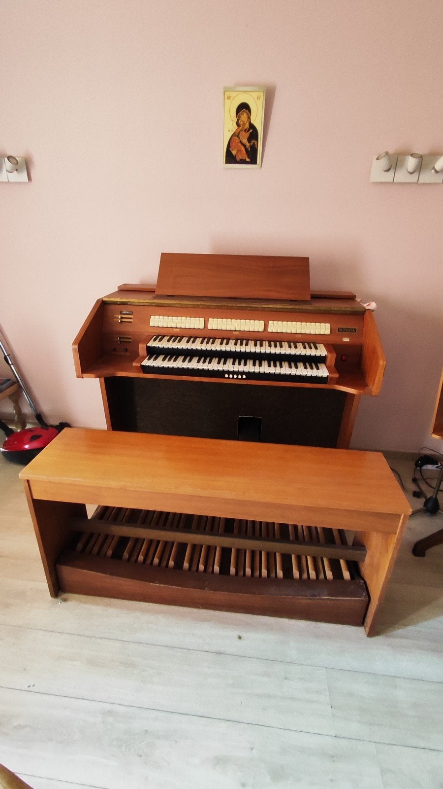 Orgue liturgique Ahlborn Sonata (Type 731)+Pédalier 30 notes, Musique & Instruments, Orgues, Orgue