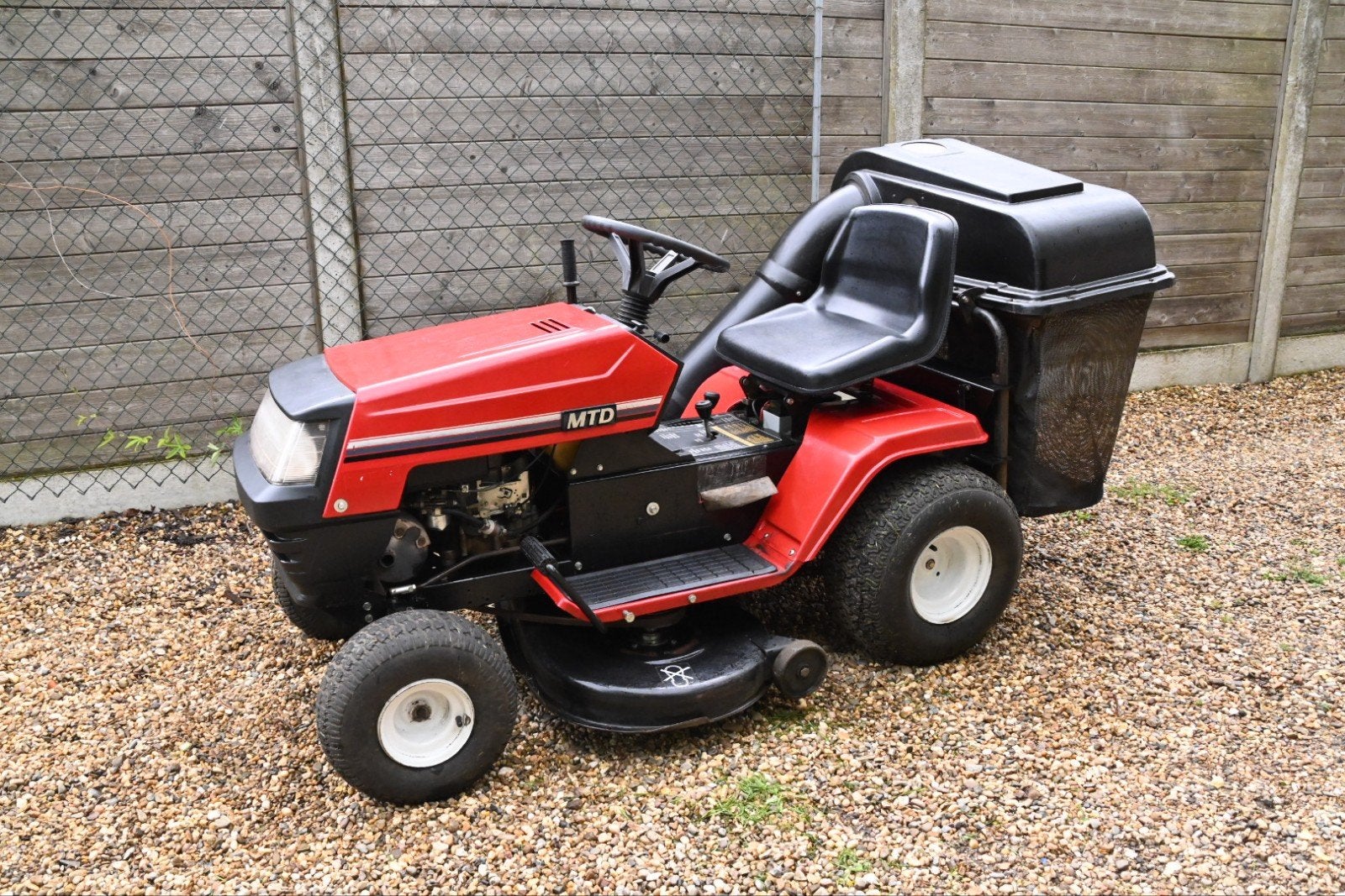 MTD Zitmaaier 10,5PK bijna nieuwstaat, Tuin en Terras, Ophalen, Mtd, Zo goed als nieuw, Mulchfunctie