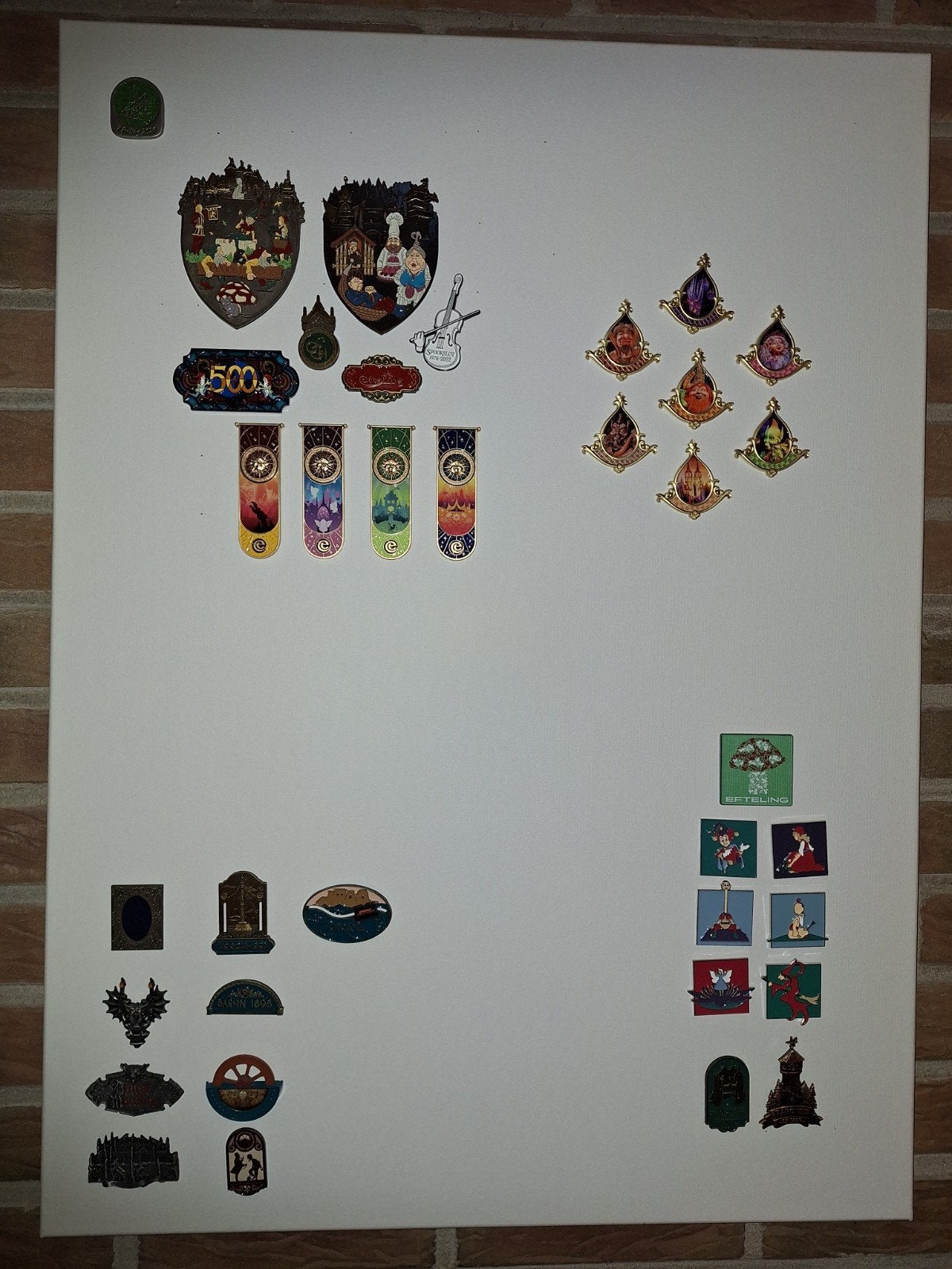 Efteling pins ruilen, Ophalen