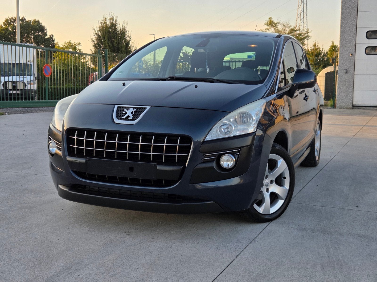 PEUGEOT 3008 1.6 HDI EURO 5 PRÊTE À IMMATRICULER, Euro 5, Achat, Noir, 5 portes