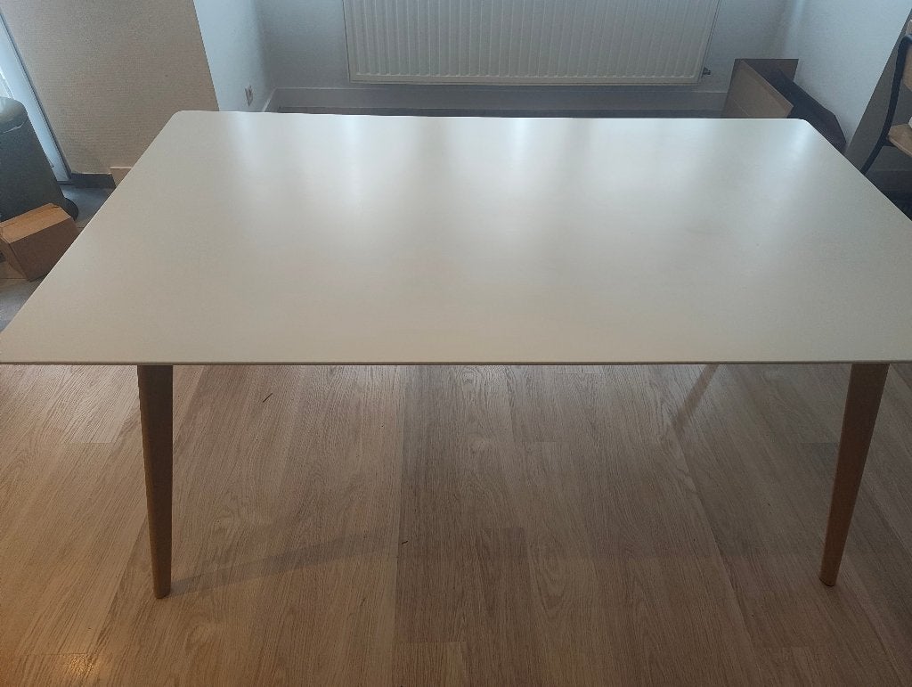 Table blanche et bois, 150 à 200 cm, Cinq personnes ou plus, Enlèvement, Utilisé