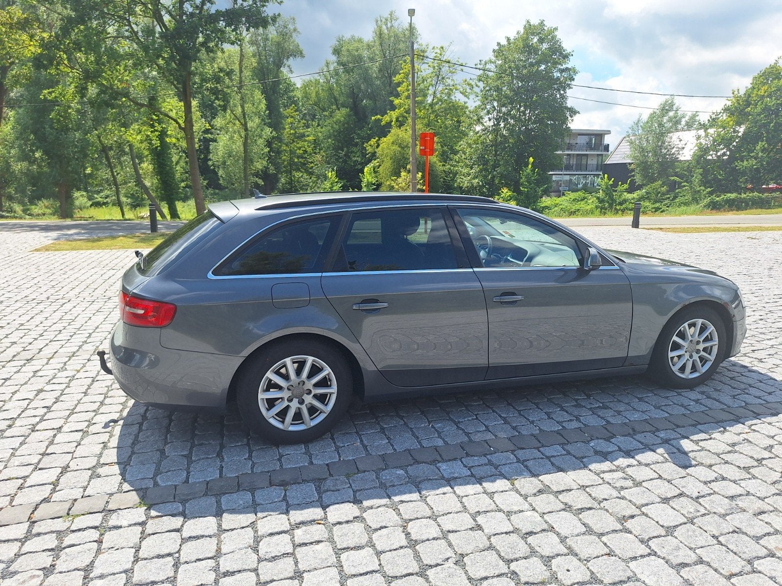 Audi A4 avant 2012 2.0 diesel, Autos, Audi, Boîte manuelle, A4, Noir, 5 portes