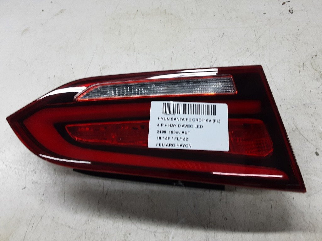 PANNEAU ARRIÈRE GAUCHE AVEC LAMPE Santa Fe III (DM), Hyundai Motor Deutschland GmbH, Kaiserleipromenade 5
63067  Offenbach am Main, DE