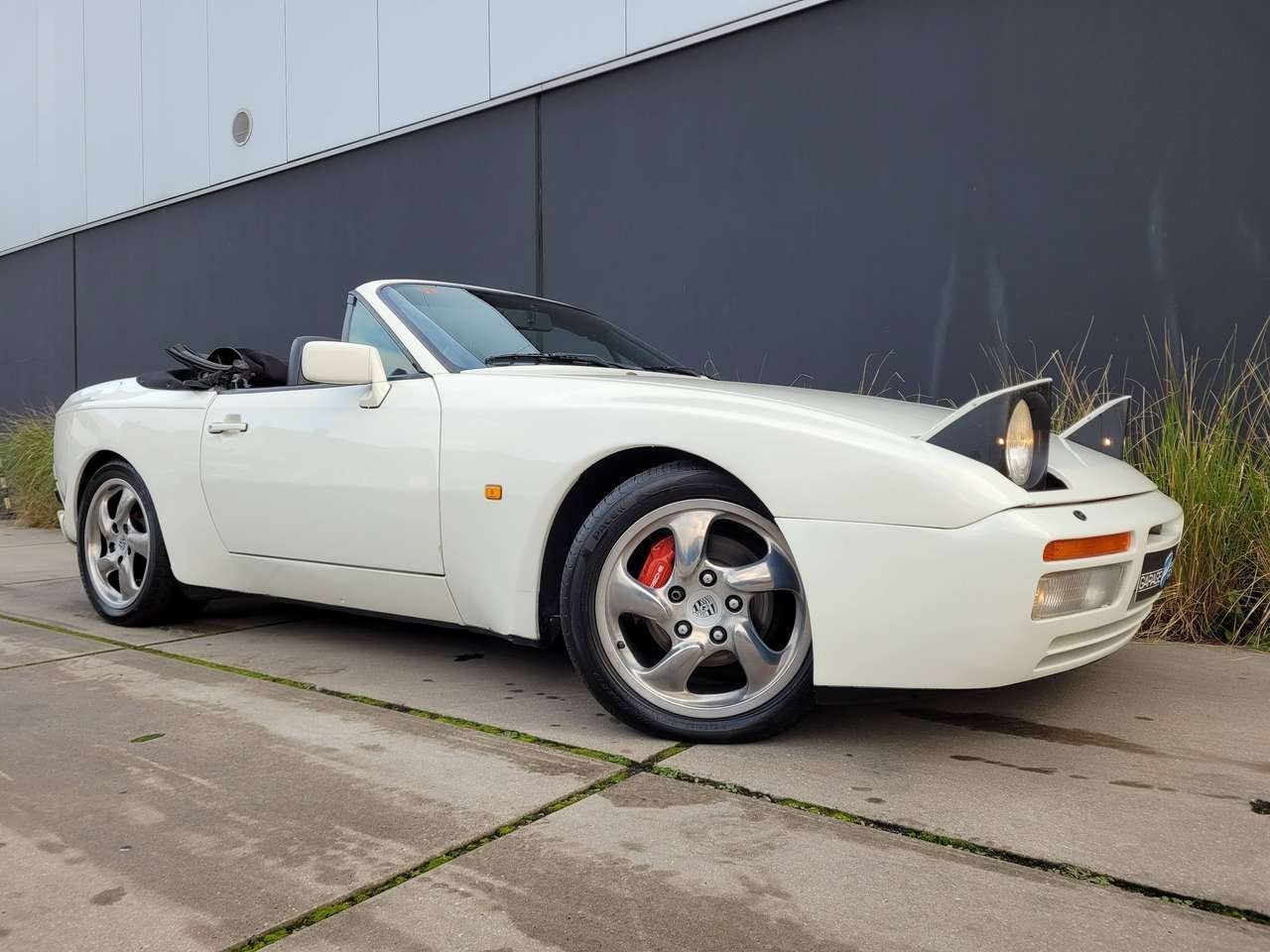 Porsche 944 S2 CABRIO *LEDER ZWART*ELEKTRISCH CABRIODAK*AIR, 0 kg, Zwart, 4 cilinders, Cabriolet