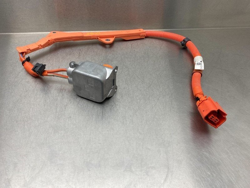 KABEL Yaris IV (P21 / PA1 / PH1) (|YARIS|821H2K0030|), Gebruikt, Toyota