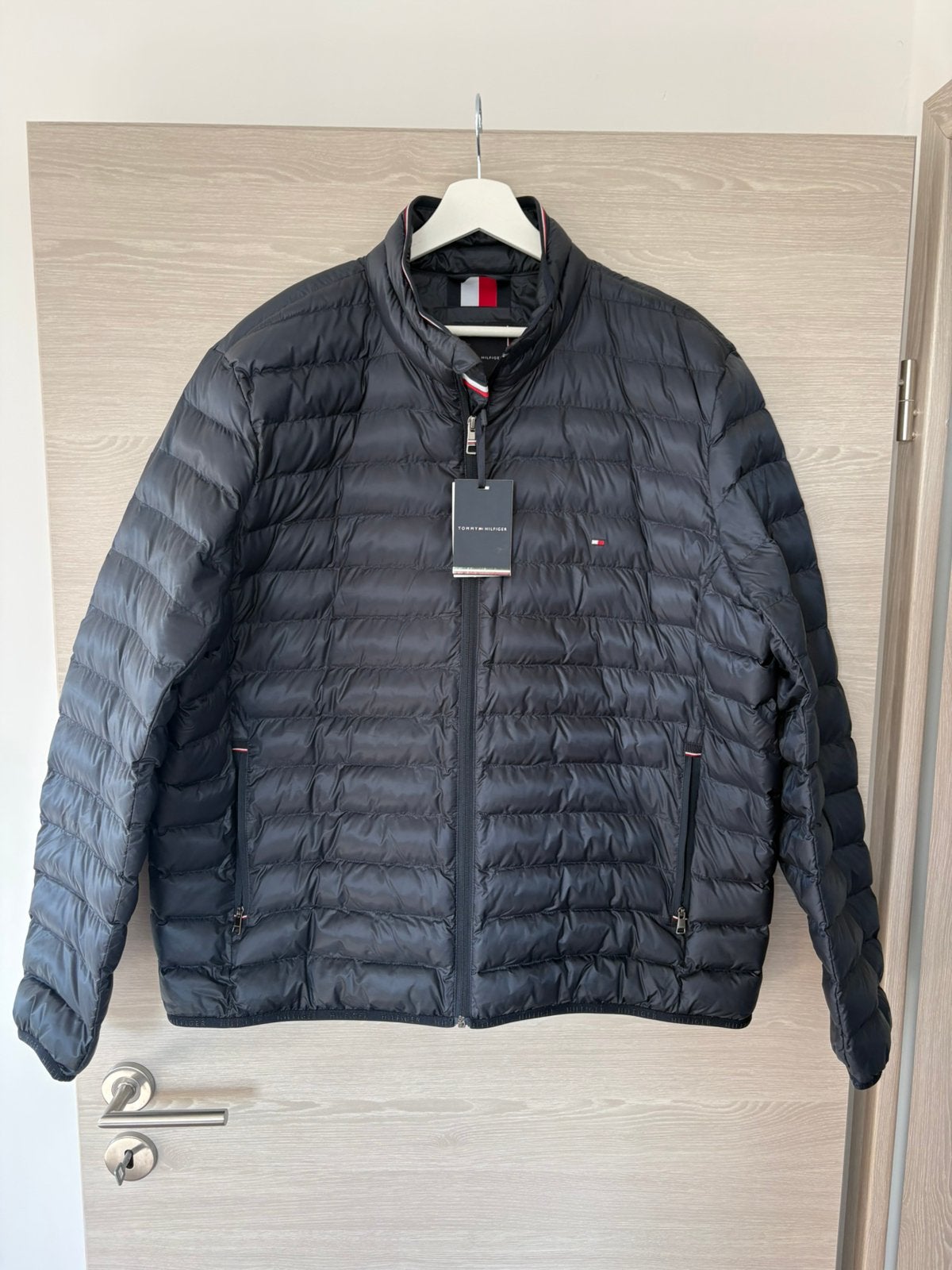 Tommy Hilfiger - Doudoune marine - Taille XXL, Enlèvement, Neuf, Autres tailles