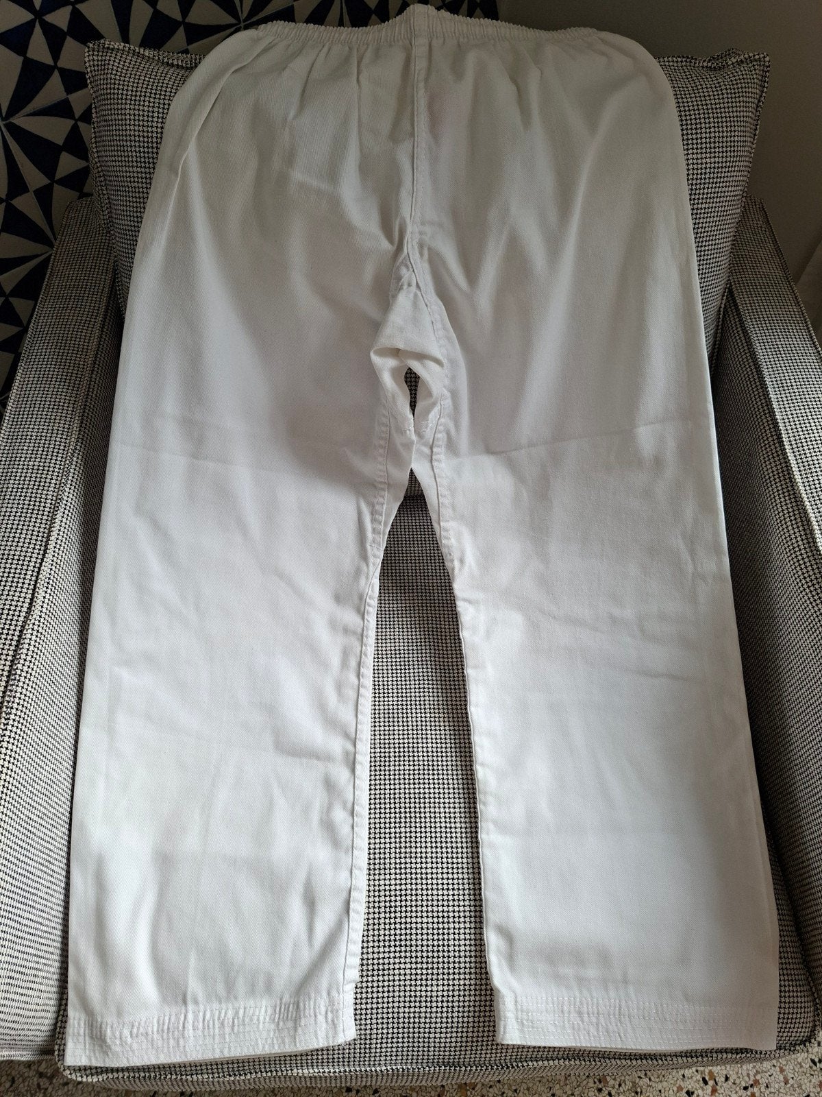 Kimono karate (taille S/150 cm), Taille S, Enlèvement, Comme neuf, Vêtements d'arts martiaux