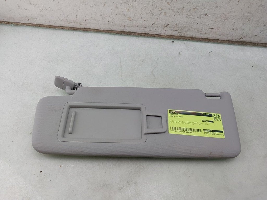 PARE-SOLEIL A1 Sportback (GBA) (|82A857551F|82A857551FEA7|), Auto-Union-Straße  1,
85057  Ingolstadt, DE, Info@audi.de, Audi, Utilisé