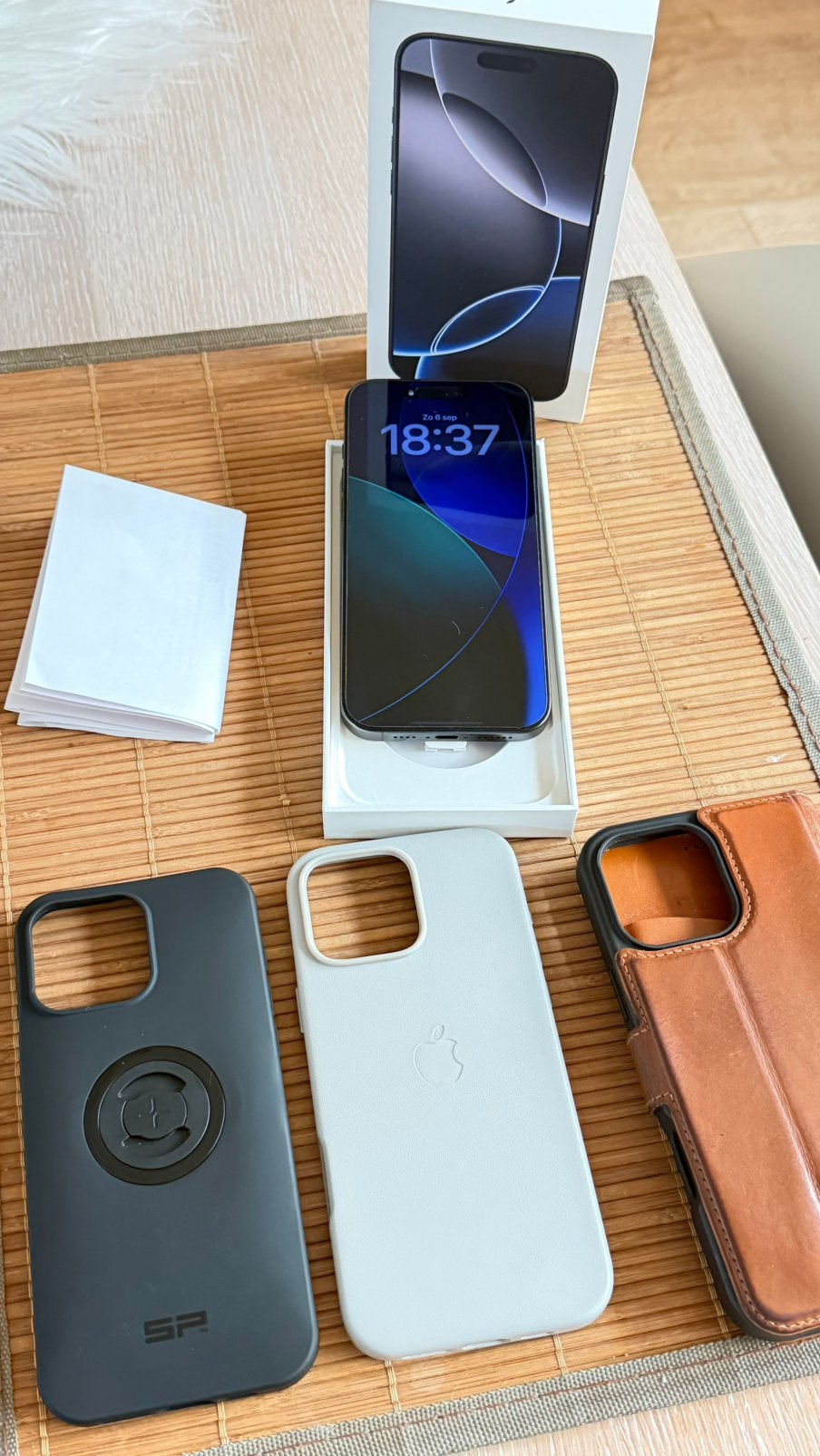 Iphone 16 Pro Max 256GB Black Nieuwstaat / Garantie, Zwart, IPhone 16 Pro Max, Zo goed als nieuw, Zonder simlock