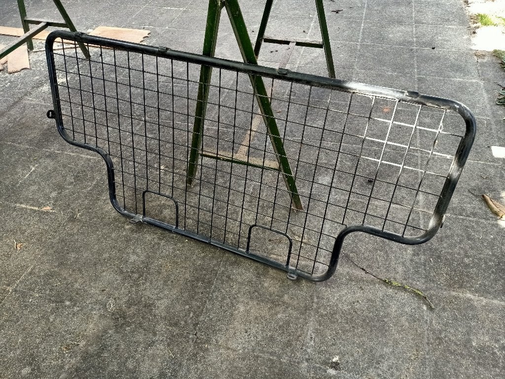 Land Rover Defender Grille de séparation, Enlèvement