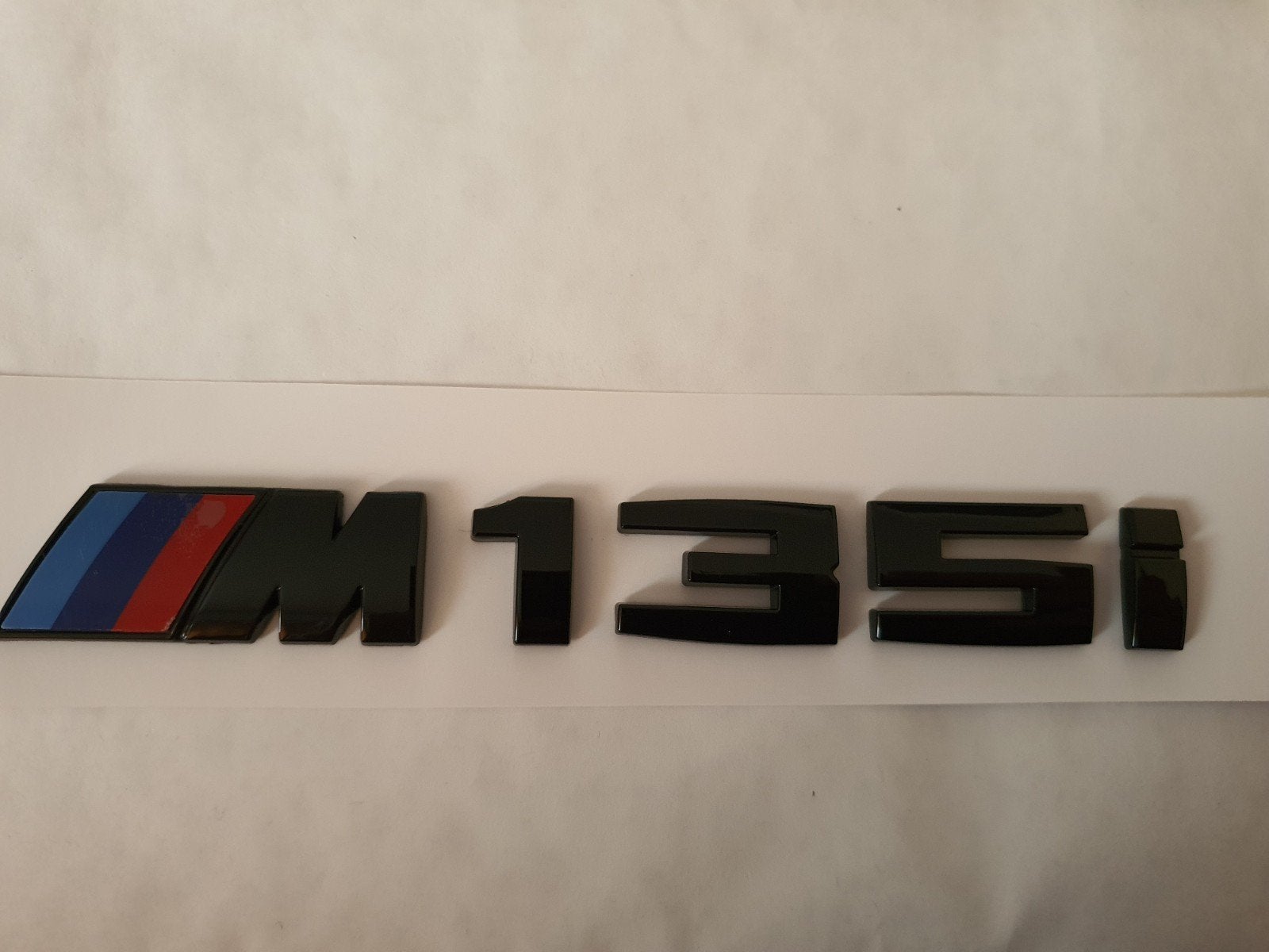 Bmw m135i koffer logo zwart of chroom, Auto diversen, Ophalen of Verzenden