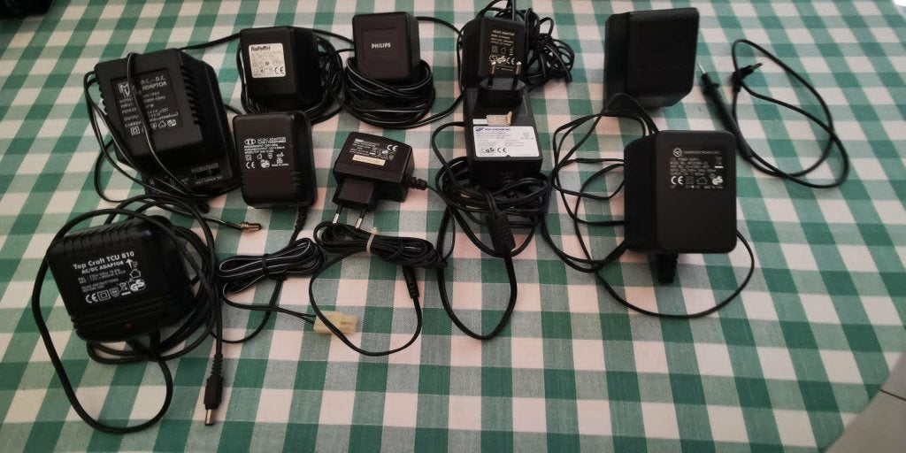 adapters, Computers en Software, Pc- en Netwerkkabels, Ophalen, Zo goed als nieuw