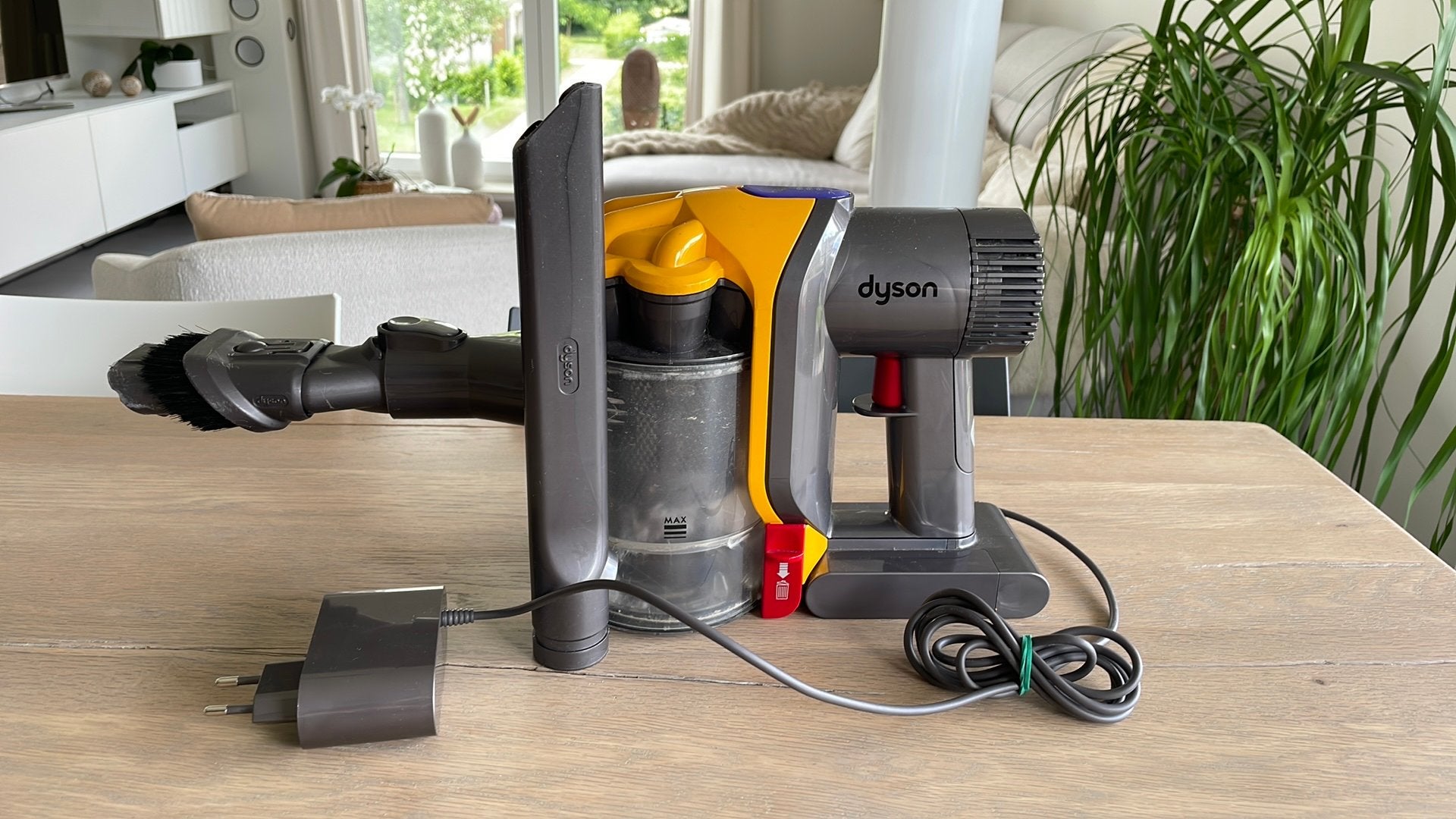 Aspirateur de table dyson, Elektronische apparatuur, Stofzuigers, Ophalen, Zo goed als nieuw, Kruimeldief, Dyson