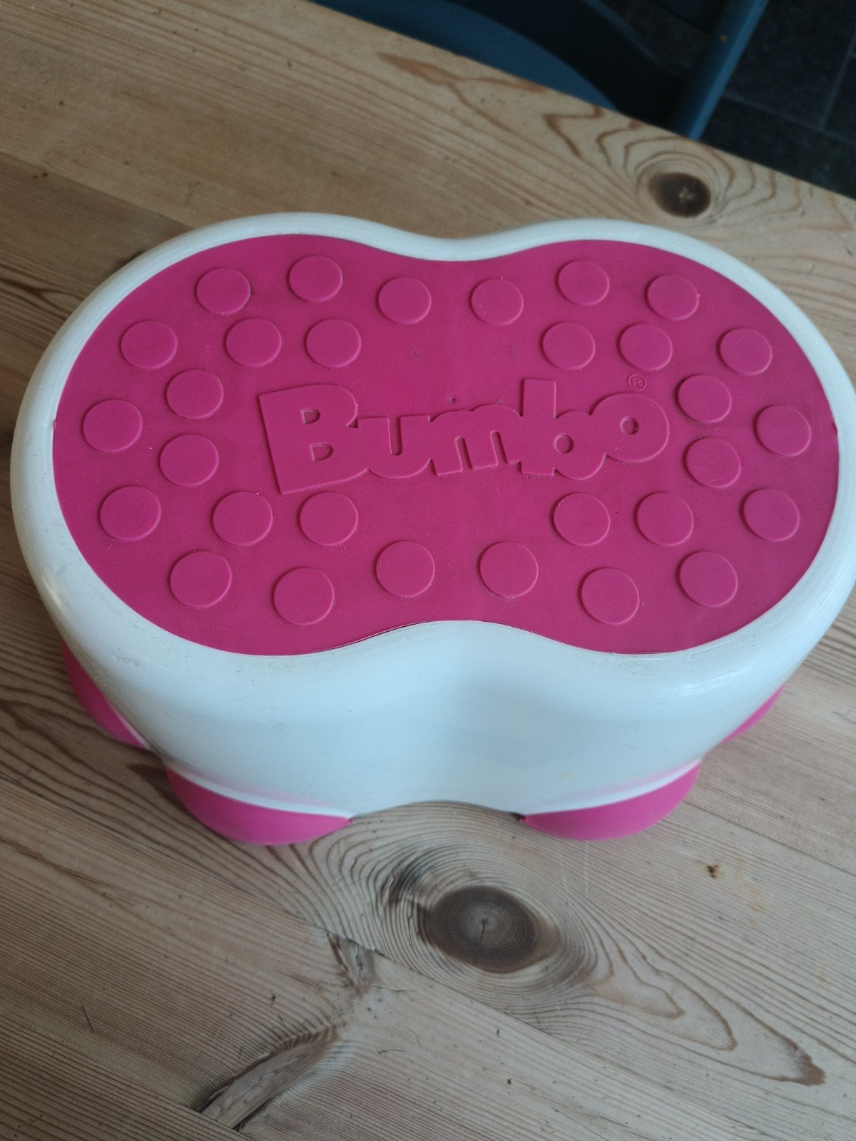 Kinder opstapje bumbo, Ophalen
