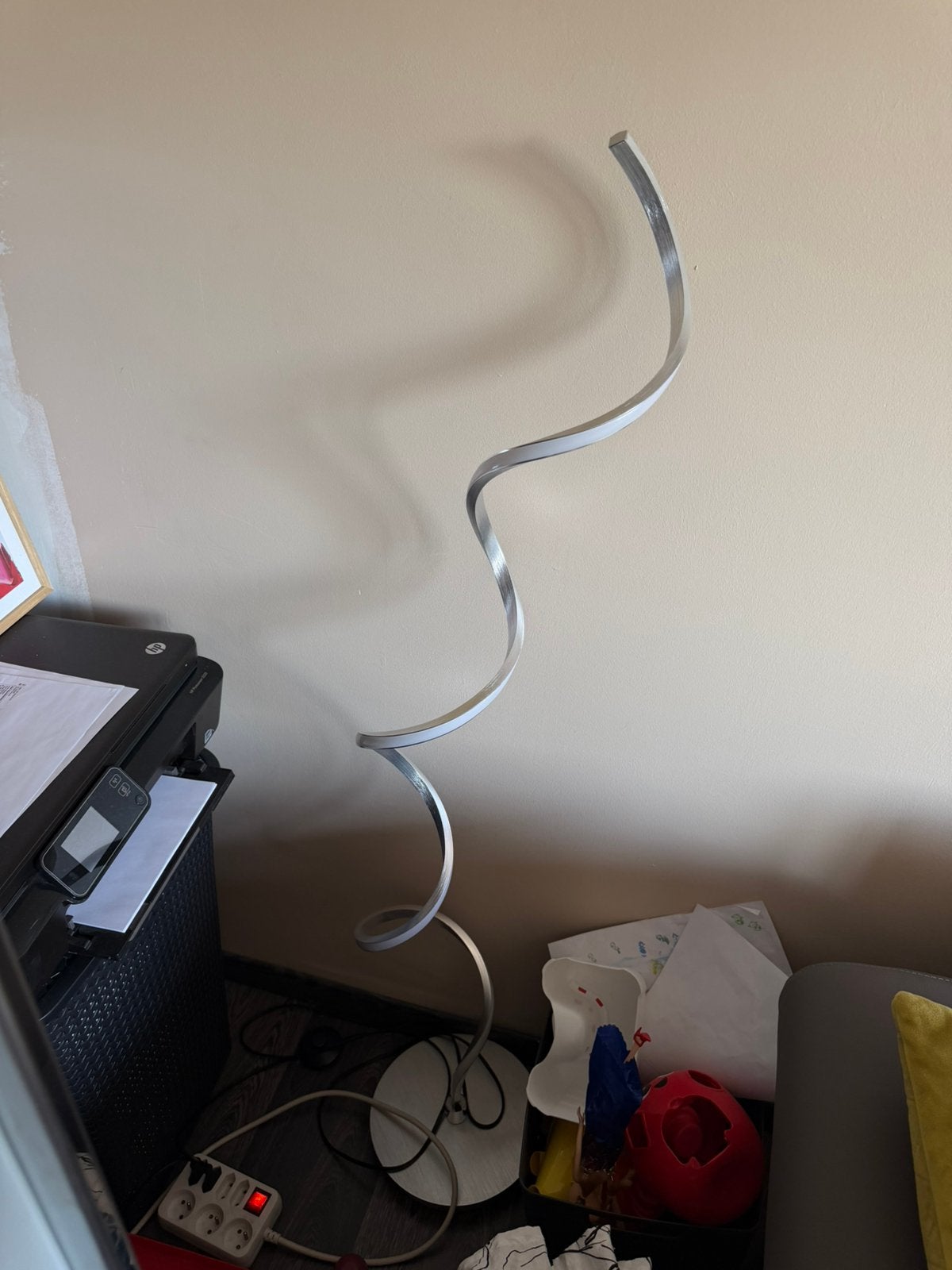 Spiraal lamp, Ophalen