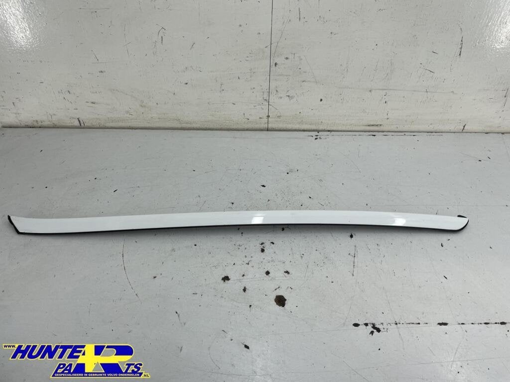 Raamrubber voorruit L wit 614 Volvo XC60 I ('08->) 30784797, Gebruikt, Ophalen of Verzenden, Volvo, Volvo