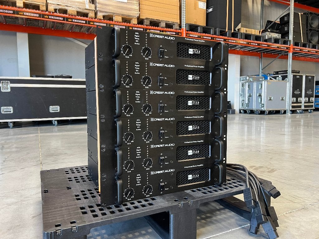 6x Crest Audio Pro 8200 2x2250W/2Ohm amplifier, Enlèvement ou Envoi, Utilisé, 150 watts ou plus