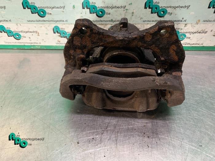 Etrier de frein (pince) avant gauche d'un Lancia Y(Psilon), -, 3 mois de garantie, Utilisé, -