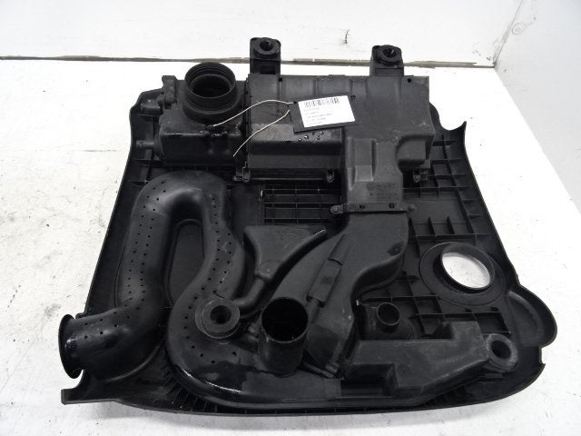 FILTRE À AIR Volkswagen Polo IV (9N1 / 2/3), Volkswagen, Volkswagen AG, Utilisé, Kundenbetreuung@volkswagen.de