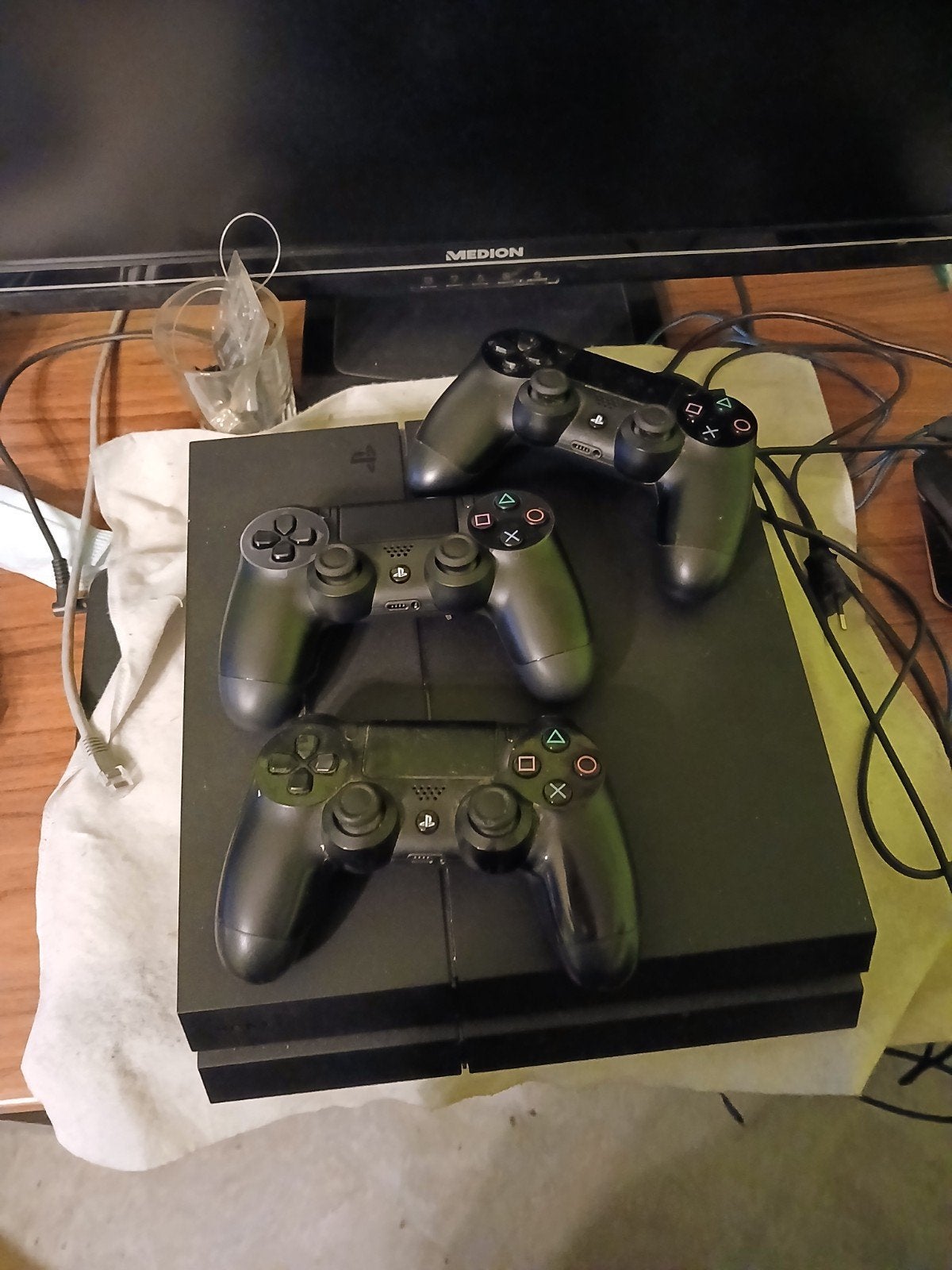 Playstatoni 4 TB 1000 GB plus 3 consoles, Games en Spelcomputers, Ophalen