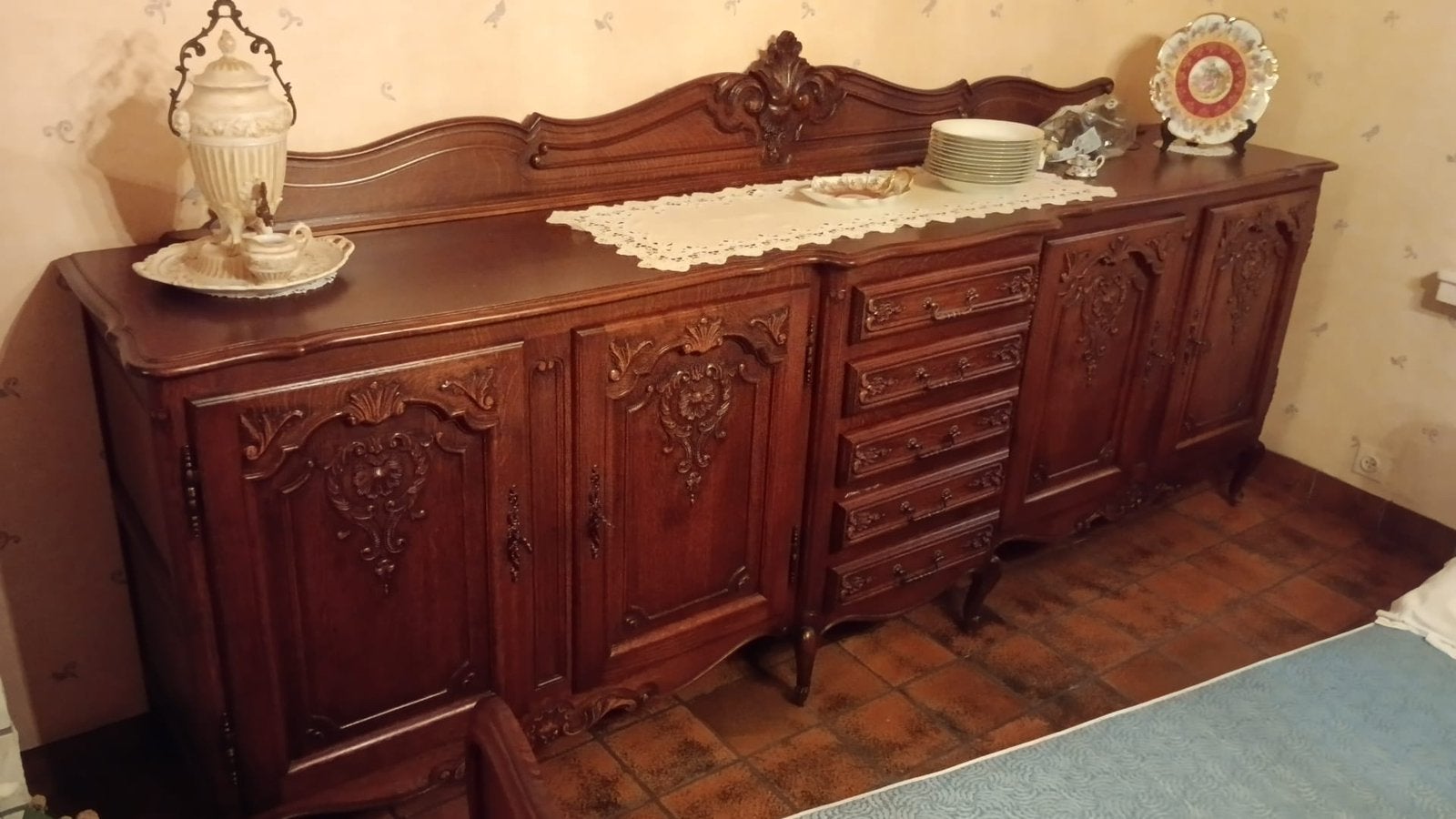 Dressoir, Ophalen