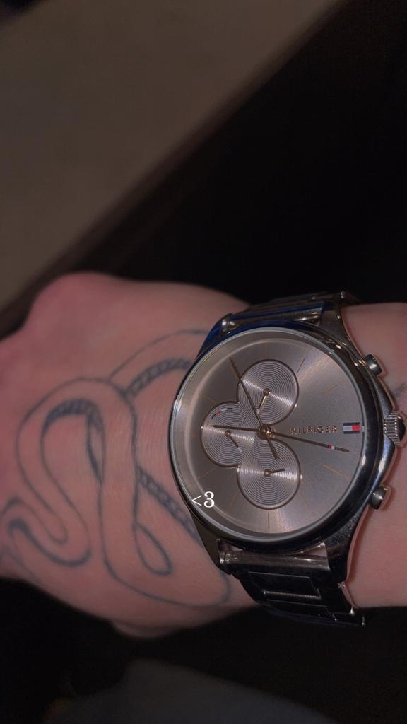 Horloge Tommy Hilfinger, Handtassen en Accessoires, Horloges | Dames, Ophalen, Nieuw