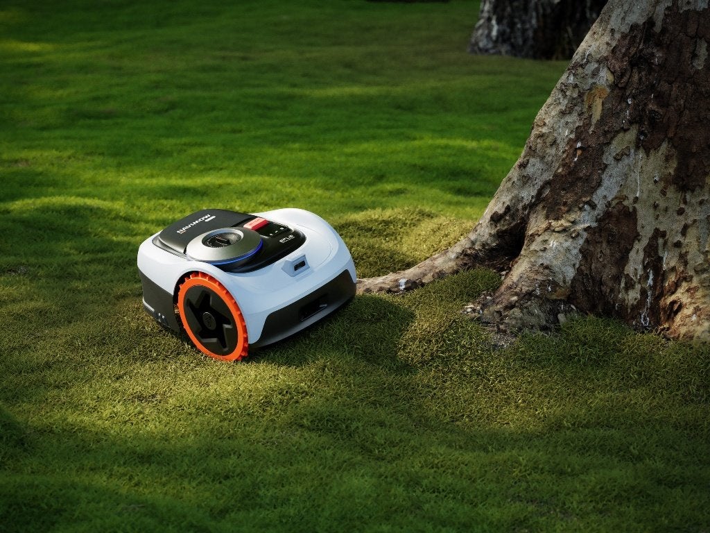 Robot tondeuse Segway i206AWD + Garage S - Neuf - 1248 euros, Enlèvement, Neuf, Segway