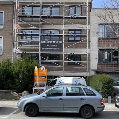 Verhuur stelling / gevel steiger, Doe-het-zelf en Bouw, Steigers, Nieuw, Gevelsteiger, 5 meter of hoger, Ophalen