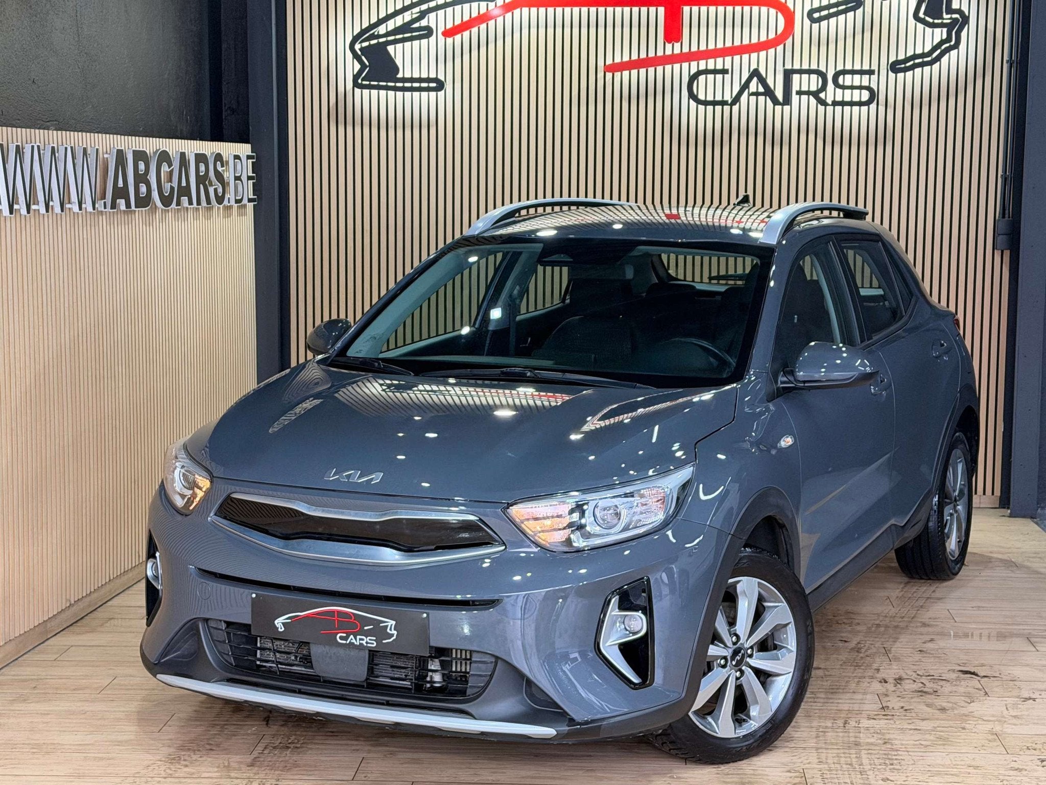 Kia Stonic 1.0 T Pulse ISG * GARANTIE 12 MOIS * 1ER PROP *, Auto's, Kia, Gebruikt, Zwart, 1650 kg, Bedrijf