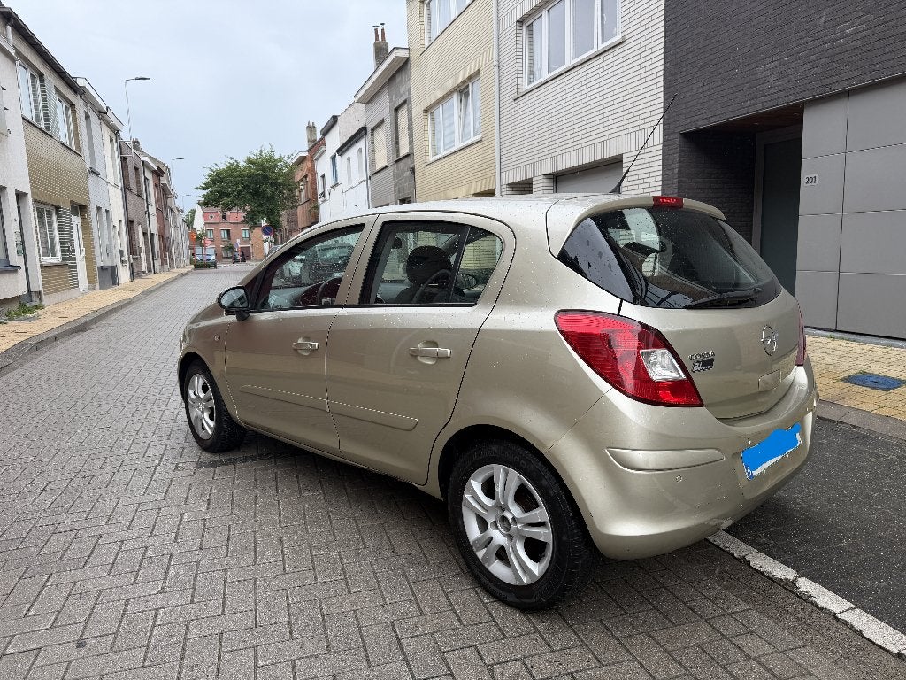 Opel Corsa 5-deurs Benzine Lez 2030, Auto's, Testrit aan huis, Bedrijf, Euro 4, Corsa